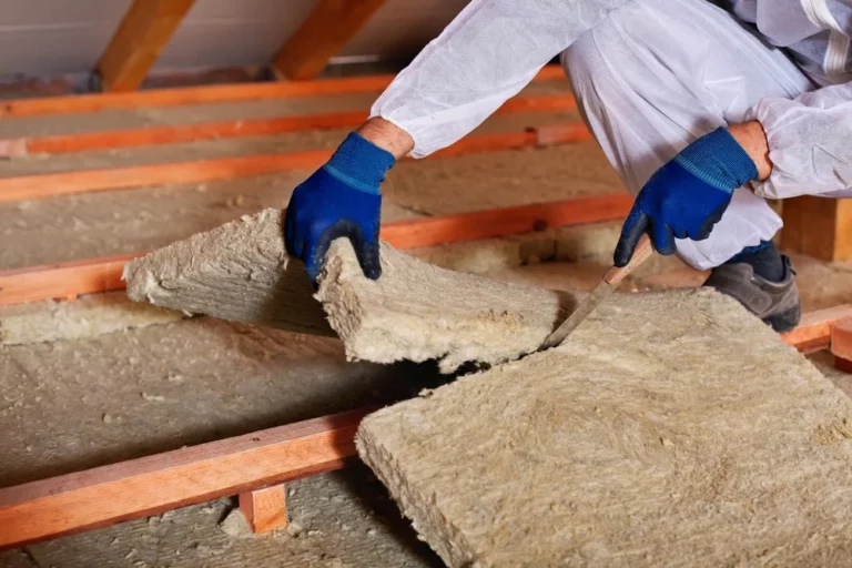 How Fiberglass Insulation Products Work And The Benefits They Offer