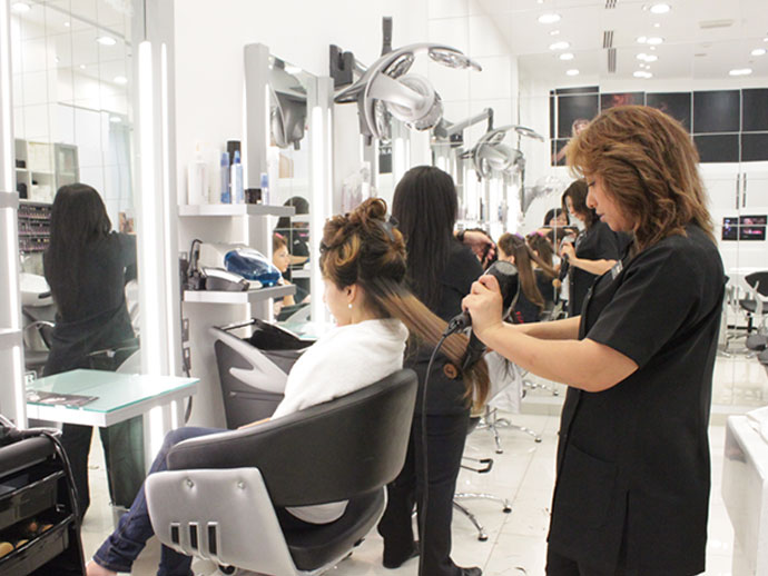 The tips to ponder when you are about to choose a beauty salon